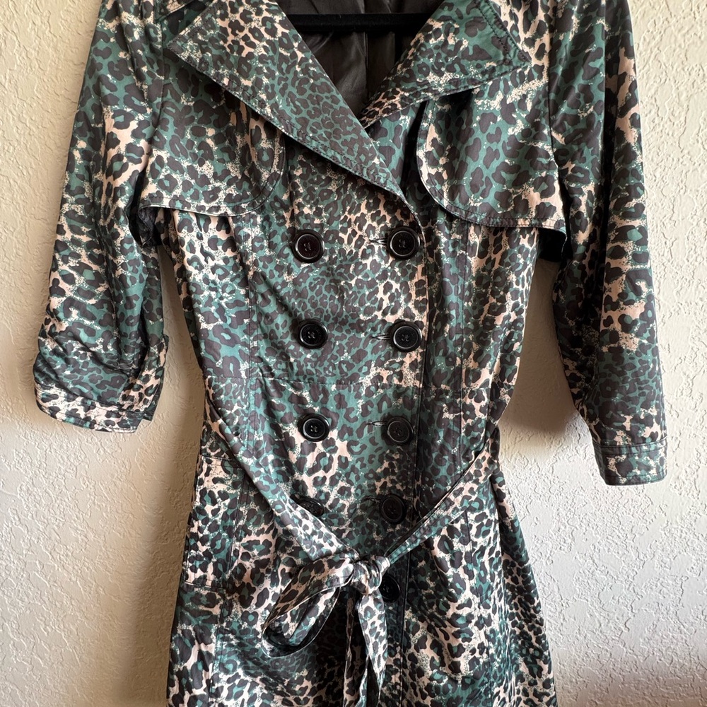 Vertigo Paris Leopard Print Trench Coat